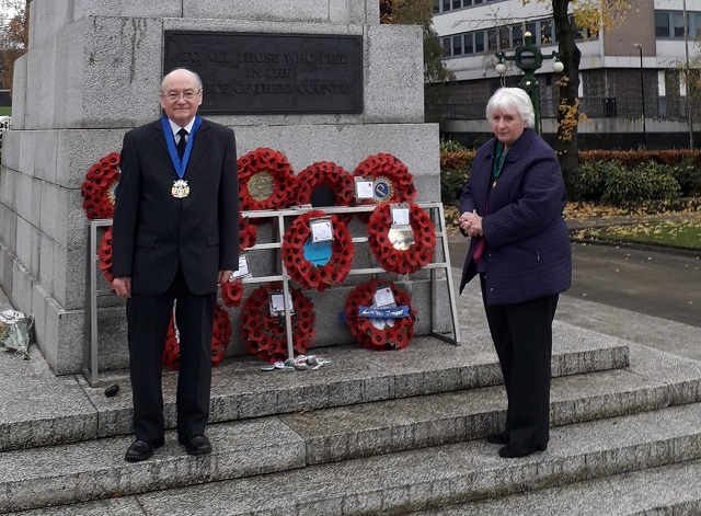 Mayor Billy Sheerin and Mayoress Lynn Sheerin lay a Remembrance wreath at Rochdale Cenotaph