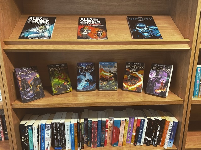 Books in Kingsway Park High School's library