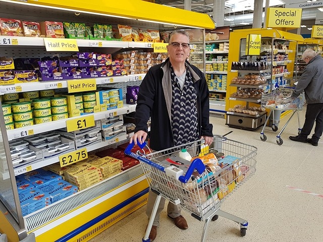 Link4Life Volunteer, Training & Club Development Officer Barry Woodburn shopping for vulnerable residents on behalf of the local Response Hubs