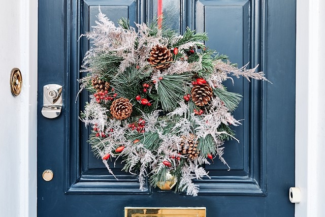 Go for a real, fresh wreath made using seasonal, natural foliage and adornments