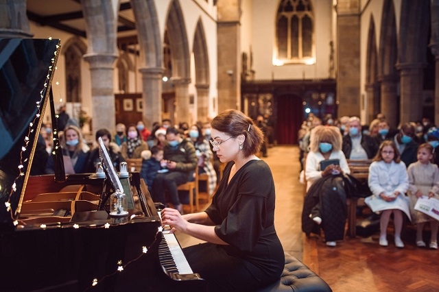 The concert started with Margarita, of Castleton, playing Minuet by Handel (arr. Kempff) which set a magical and calm mood