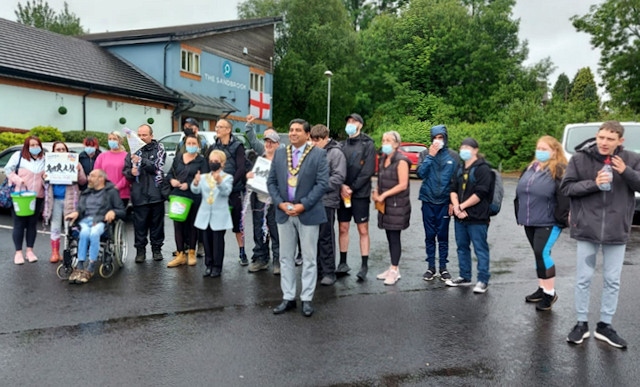 Healey Care Ltd staff and service users completed a charity walk on Friday 25 June, pictured with the Mayor of Rochdale, Councillor Aasim Rashid and Mayor of Whitworth, Councillor Maureen Jones at Sandbrook Park