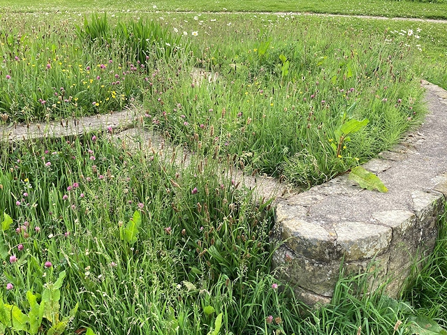 The current spiral sandpit on Syke Common