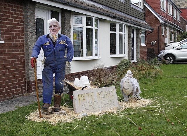 Rochdale News | News Headlines | Wardle Scarecrow Festival 2022 ...