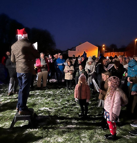 Christmas songs on Bamford Green