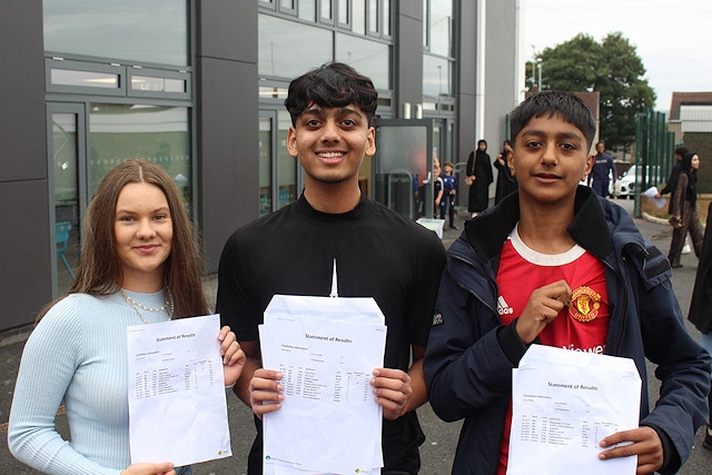 Elizabeth Crompton, Saifullah Siddique, Haseeb Tariq