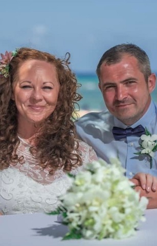 Angela and Andrew on their wedding day in Jamaica