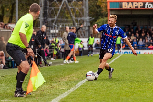 Rochdale News | Sport News | Rochdale AFC v Oldham Athletic gallery ...