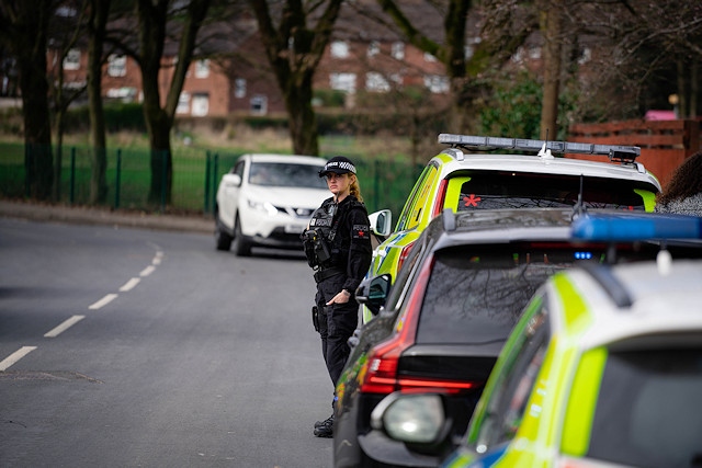 Armed Police Descend on Jura Grove, Heywood