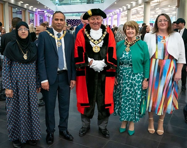 Deputy mayoress Robina Bi and deputy mayor councillor Shakil Ahmed, mayor councillor Mike Holly and mayoress Margaret Holly with deputy consort councillor Rachel Massey