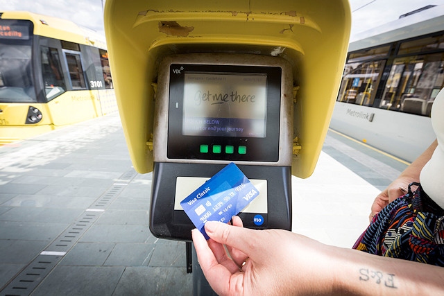 Contactless DCF validator