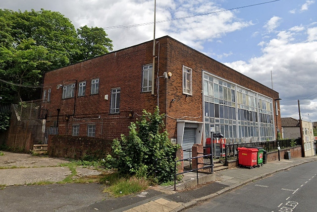 Platinum House on Sadler Street, Middleton