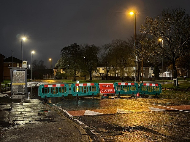 Road closure at Mainway East Roundabout due flooding