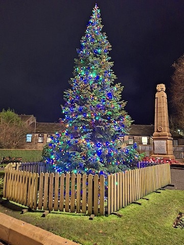 Littleborough lights switch-on 2024