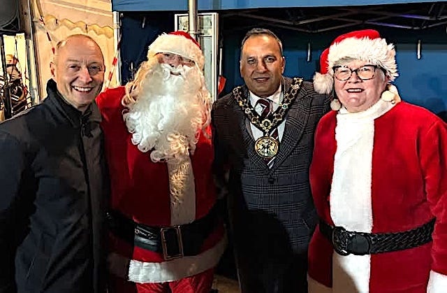 Littleborough lights switch-on 2024