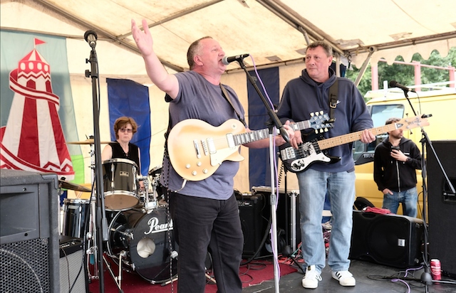 Darnhill Festival returns with galactic theme for 2024