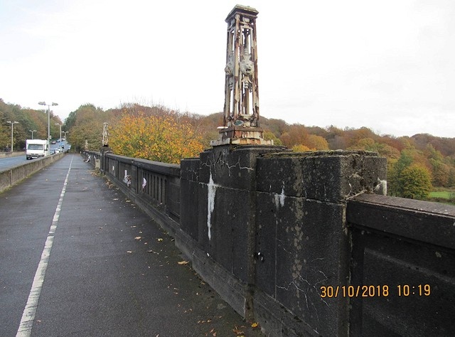 Queen's Park Bridge before restoration works began