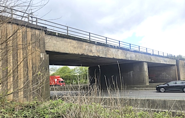 Overnight M62 closures at Rochdale for bridge replacement preparation