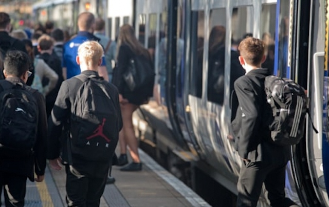 Students offered half price rail travel to encourage more commuting by train