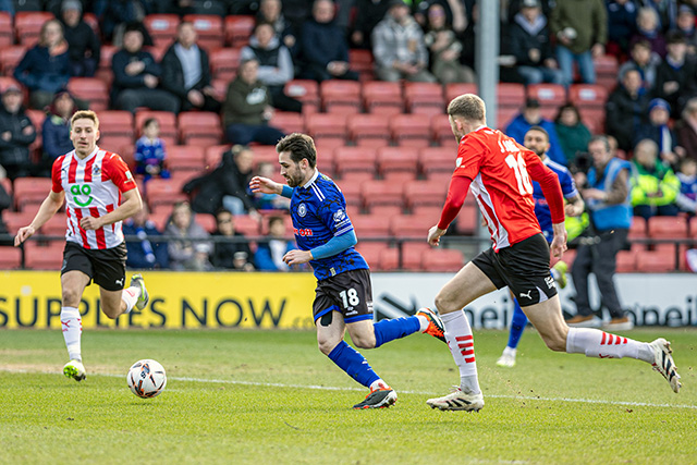 Rochdale v Altrincham