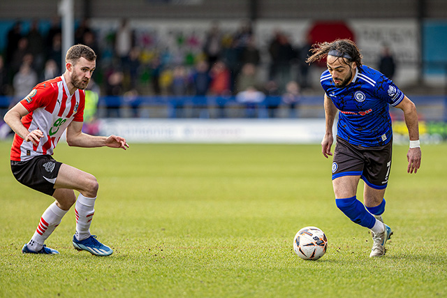 Rochdale v Altrincham