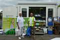 A local resident chats to the council’s Dave Woolrich about recycling, rubbish and waste.