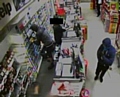 Machete-wielding thugs rob Co-op in Middleton