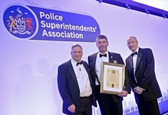 Temporary Chief Superintendent Simon Barraclough receiving his award from Chief Superintendent Gavin Thomas and Police Mutual’s Andy Elkington 