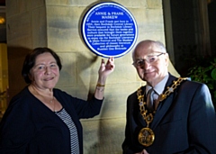 The plaque was unveiled at Touchstones Arts and Heritage Centre by Val Perkin, a lifelong friend of Annie Maskew, and the Mayor of Rochdale, councillor Billy Sheerin