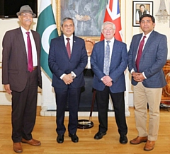 Musthaq Lashari, Muhammad Nafees Zakaria, Rochdale MP Tony Lloyd and Cllr Aasim Rashid