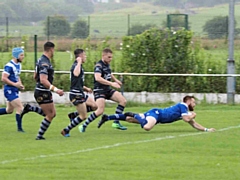 James McDaid going in for his first try