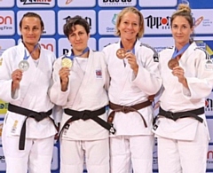 Sophie Cox (second from left) with her Gold at European Judo Masters