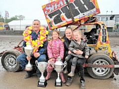 Littleborough stock car driver, Stephen Mallinson, retains his European title