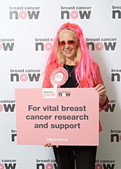 Heywood and Middleton MP Liz McInnes added an extra dash of pink to her signature black and pink colours to support Breast Cancer Now’s ‘wear it pink’ fundraiser