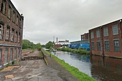 Rochdale Canal in Castleton