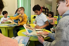 Children reading the books