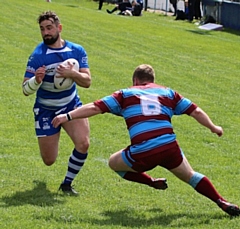 Try scorer Andy Taylor put in the the hard yards