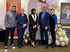 Aqub Nazir, Helen Foster, Kalsoom Khanum, Asrar Ul-Haq and Beth Craigen at the launch event celebrating Aspire 2 Inspire Communities starting to deliver the DofE