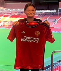 Brooklyn Hernon with her Manchester United shirt