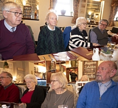 All 8 members at the final Autumn lunch on 1 November, at the Bulls Head restaurant in Ogden